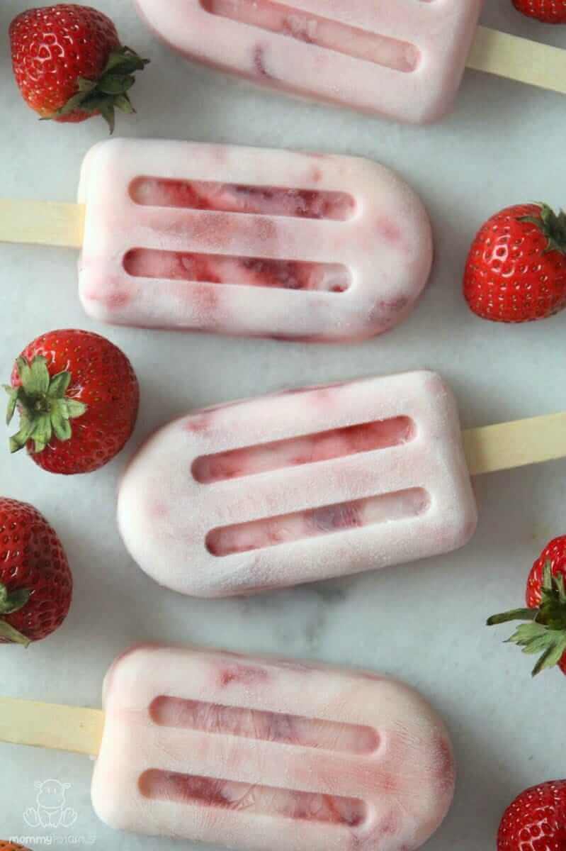 Strawberry Popsicles With Yogurt And Mint