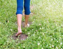 Health Benefits of Grounding (Earthing)