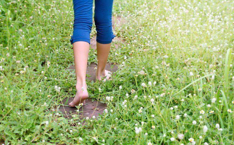 Health Benefits of Grounding (Earthing)