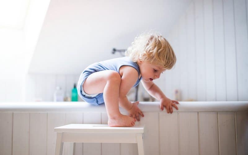 How To Test Your Bathtub For Lead Mommypotamus