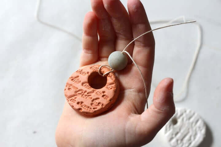 Clay essential oil deals diffuser necklace