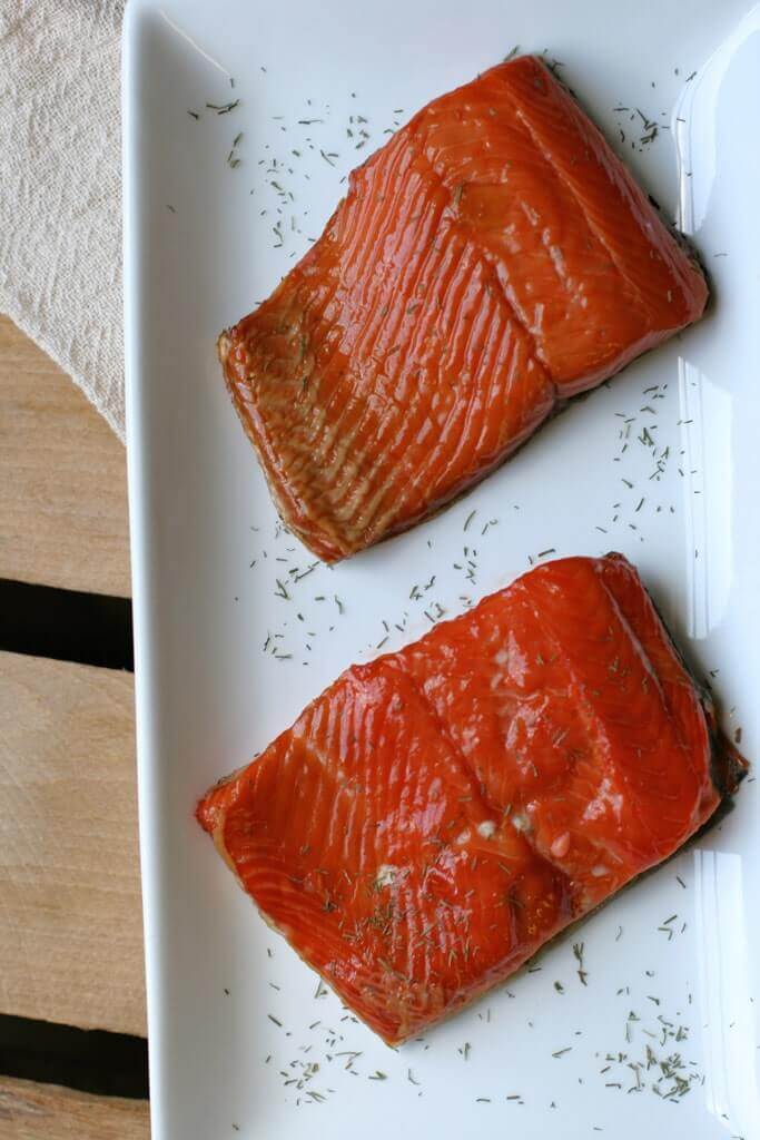 smoked-salmon-dip-salmon-pieces