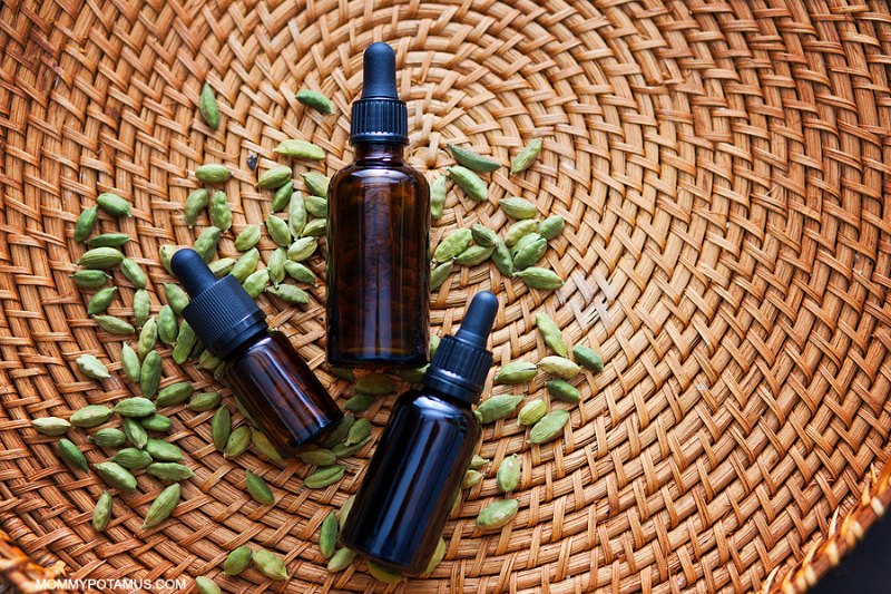 Safe Essential Oil Use During Pregnancy and Breastfeeding