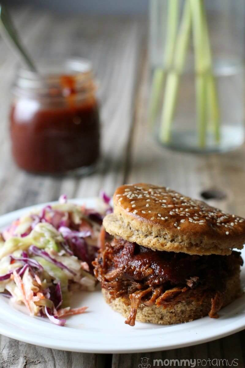 Slow Cooker Pulled Pork Recipe - This super easy Texas-style pulled pork can be made in a slow cooker or Instant Pot - instructions for both in the post!.