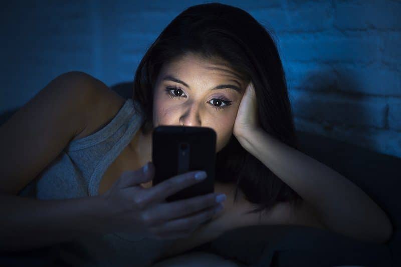 blue light blocking glasses benefits