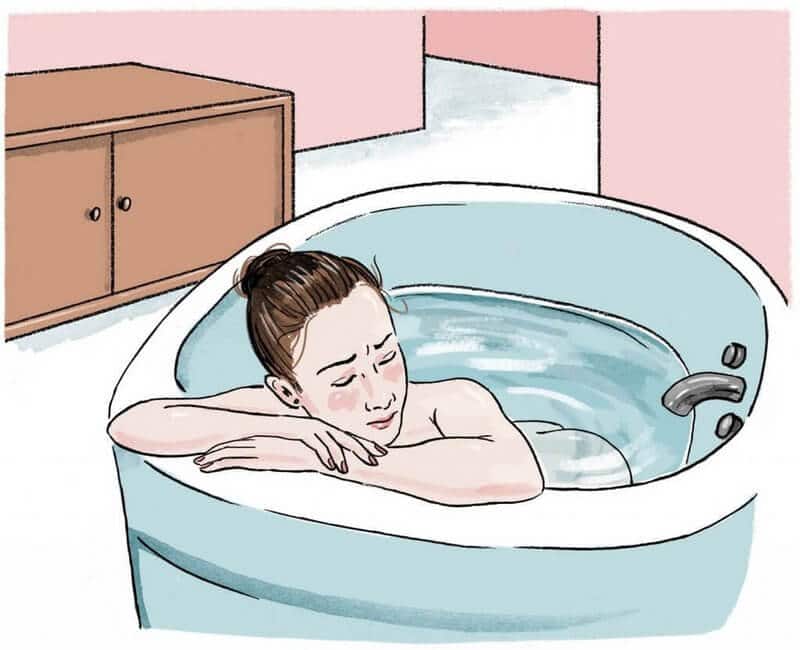 natural birth tips tub water