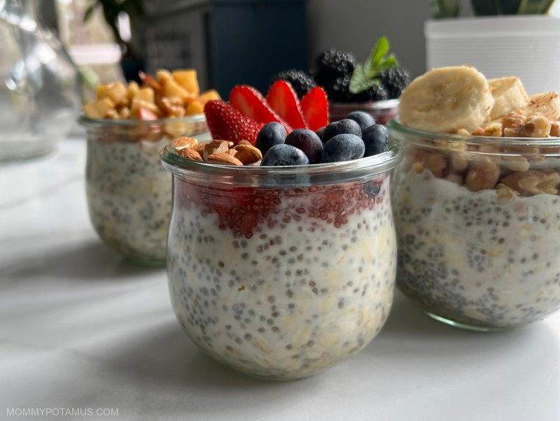 Overnight Oats (Easy Recipe, Toppings + Tips)