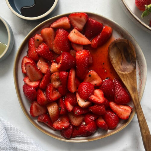 Simple Balsamic Strawberries Recipe