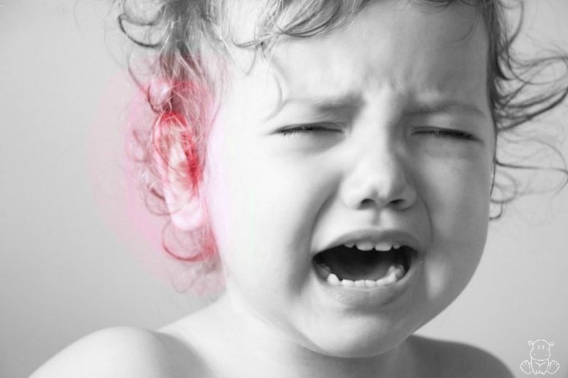 Earache: 9 Effective Home Remedies for Kids & Adults